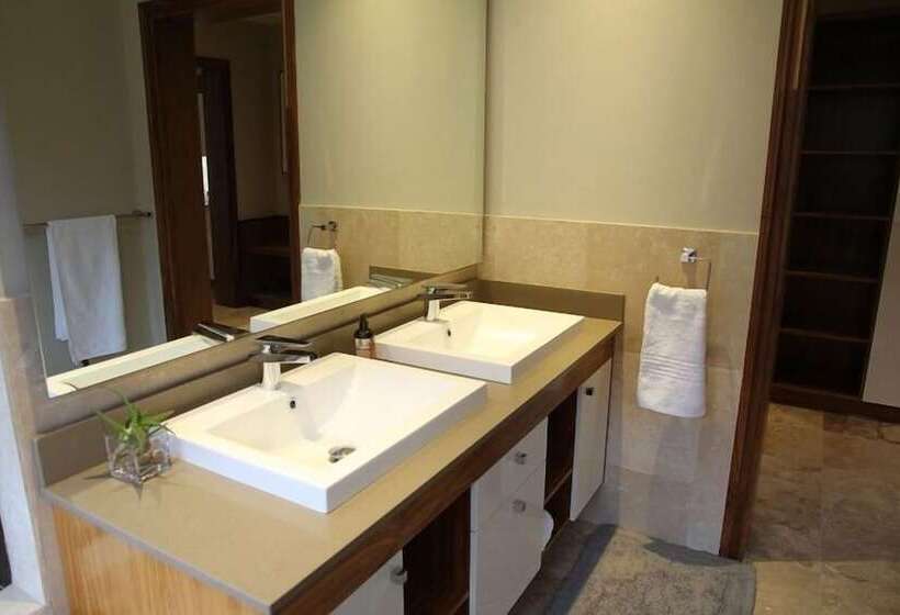 酒店 Umvangati House