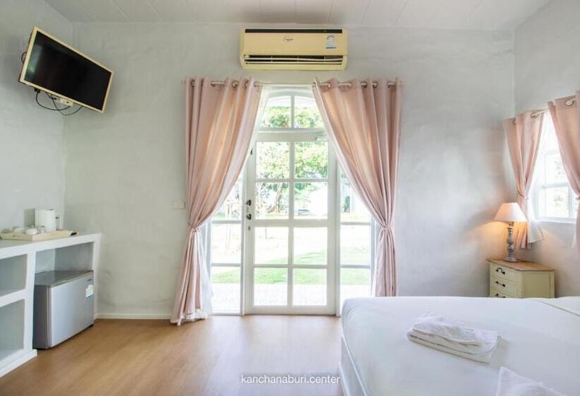 هتل Villa La Flora Kanchanaburi