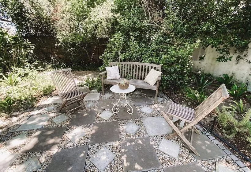 Jonquil Cottage