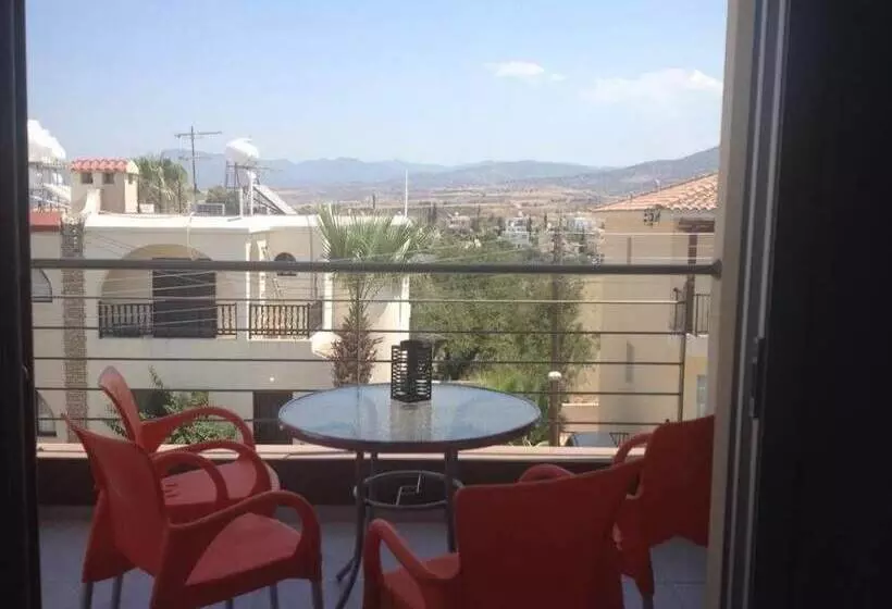 Niro Apartments