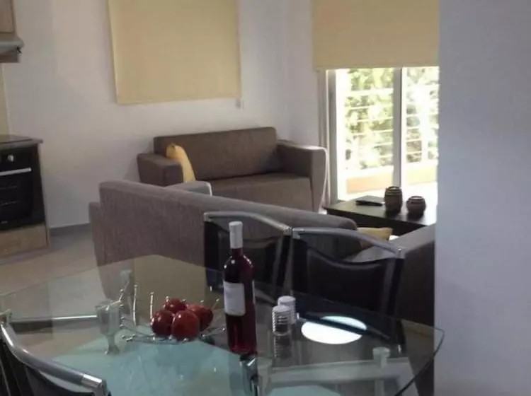 Niro Apartments