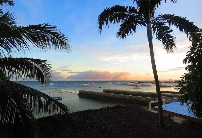 Lomakeskus Aozora Seaside Mactan