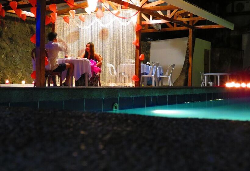 אתר נופש Aozora Seaside Mactan