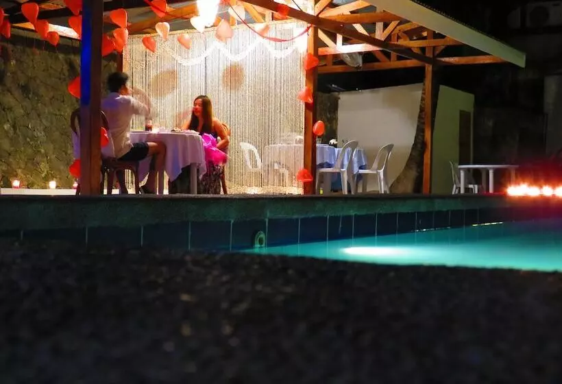 Lomakeskus Aozora Seaside Mactan