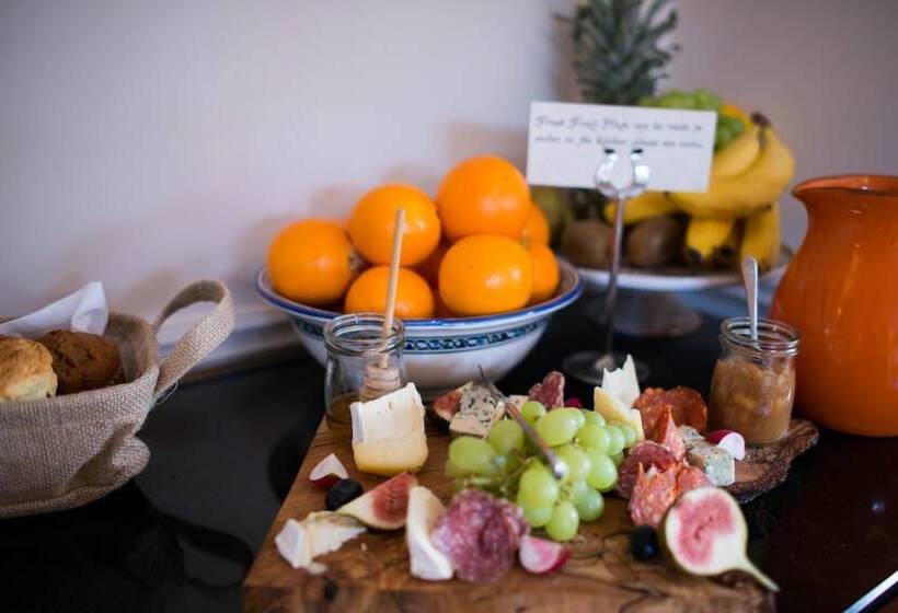 צימר Hazelwood Lodge