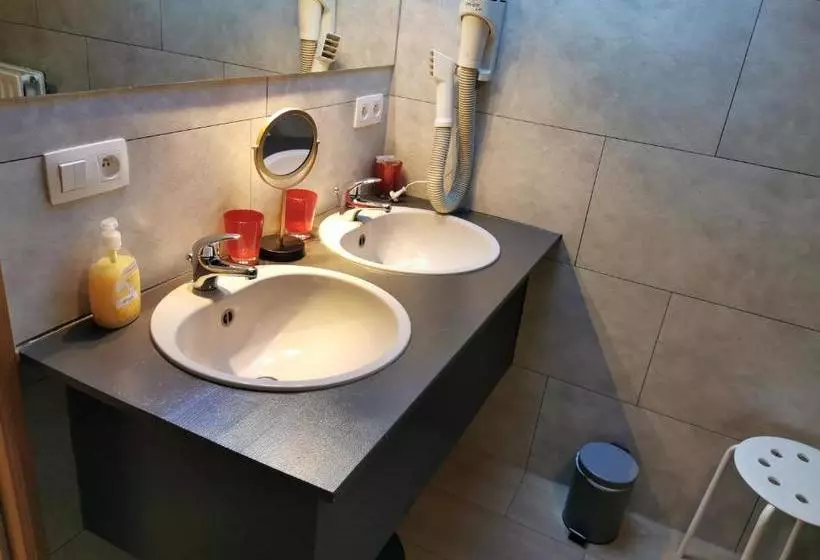 تختخواب و صبحانه Hôtel Belair Ravel Etape