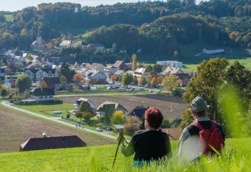 فندق Gasthof Kraxner