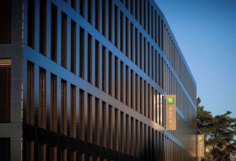 בית מלון כפרי Ibis Styles Basel City