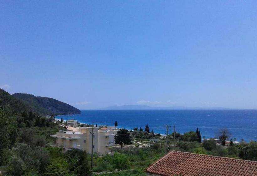 هتل Oasis Drymades