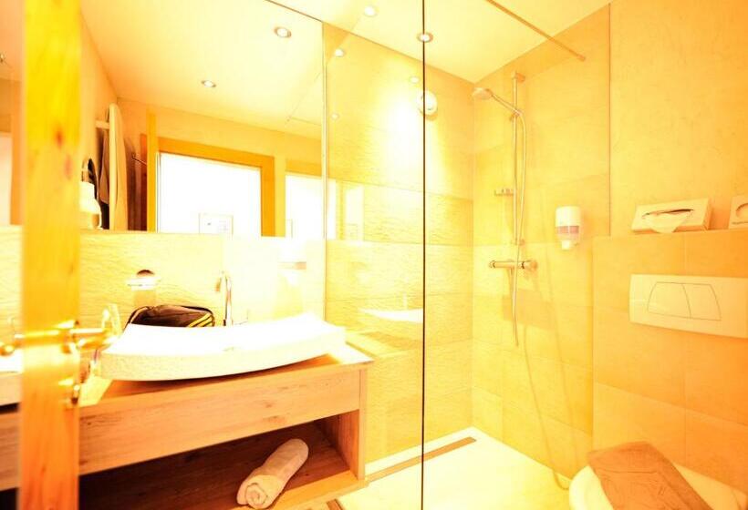 ホテル Röck Garni