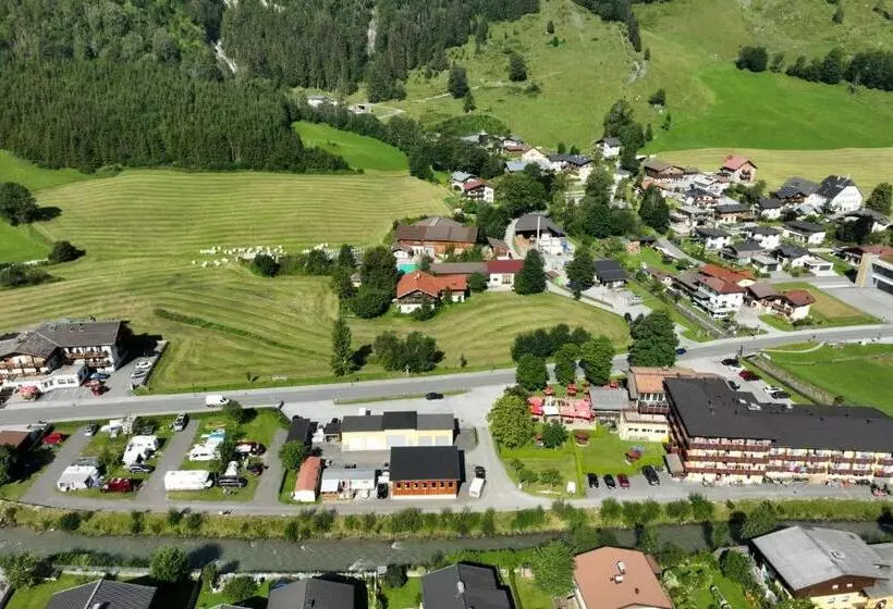 ホテル Restaurant Lampenhäusl