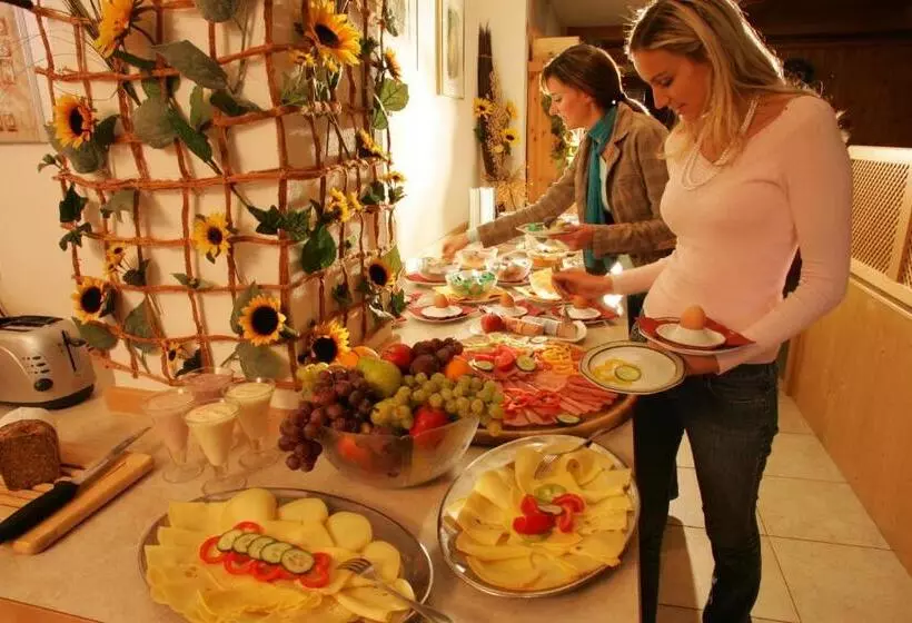 ホテル Restaurant Lampenhäusl