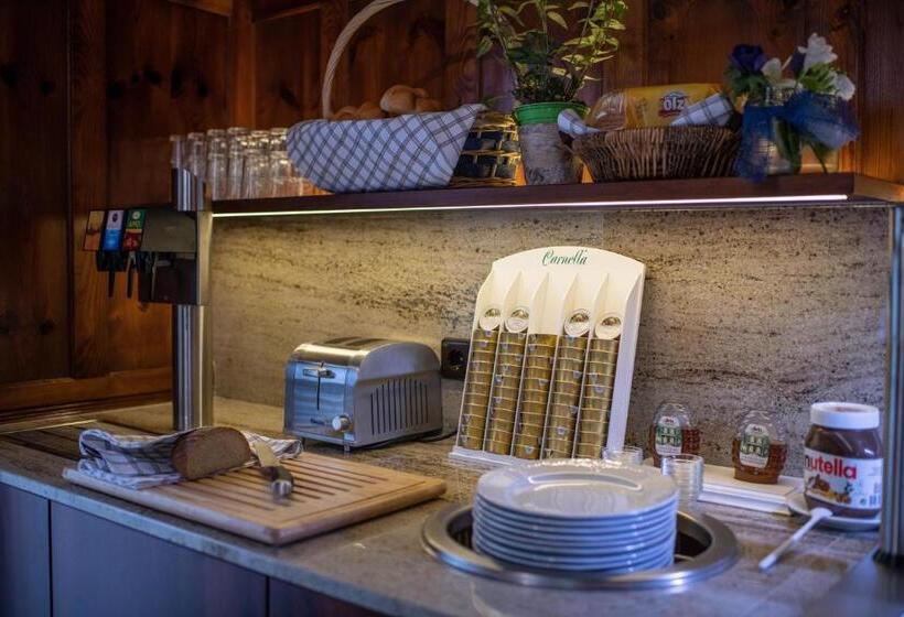 בית מלון כפרי Restaurant Meyer