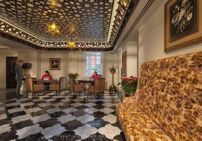Hotelli The Lalit London