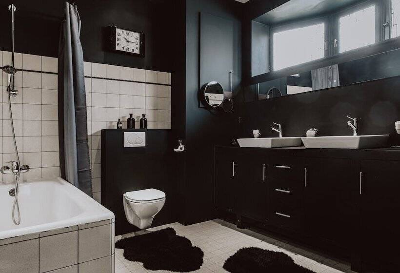 تختخواب و صبحانه Lenoir 96