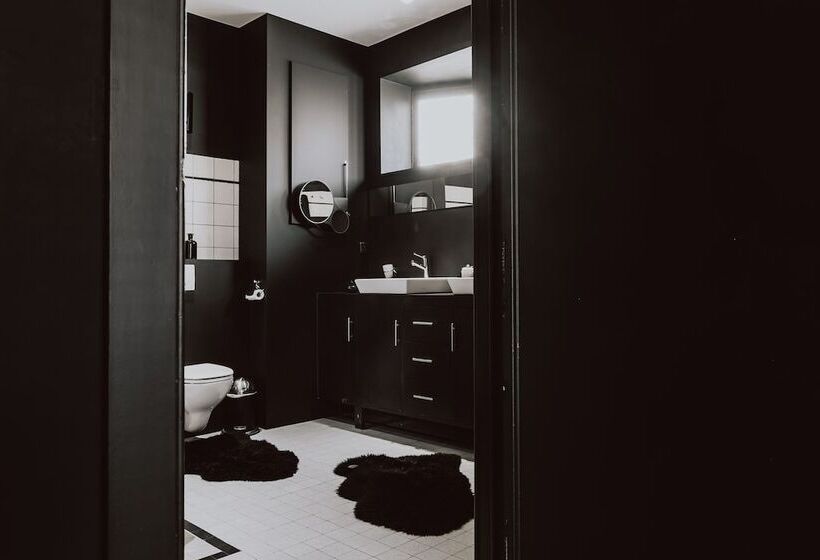 تختخواب و صبحانه Lenoir 96