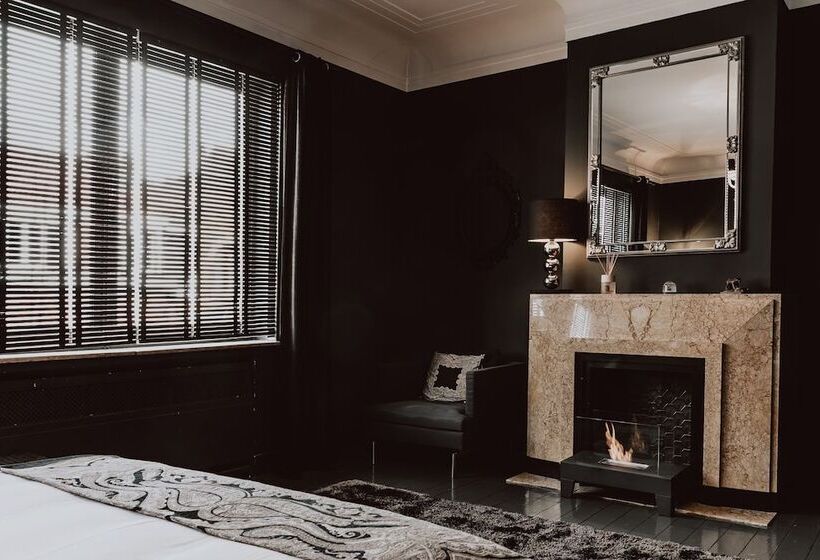 تختخواب و صبحانه Lenoir 96