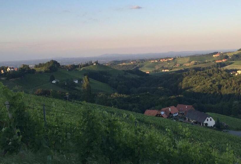 בית מלון כפרי Am Marktplatz   Landgasthof Wratschko   Gamlitz