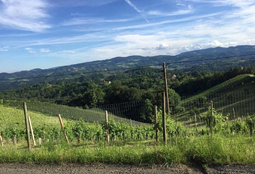 בית מלון כפרי Am Marktplatz   Landgasthof Wratschko   Gamlitz