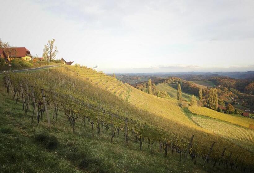 בית מלון כפרי Am Marktplatz   Landgasthof Wratschko   Gamlitz