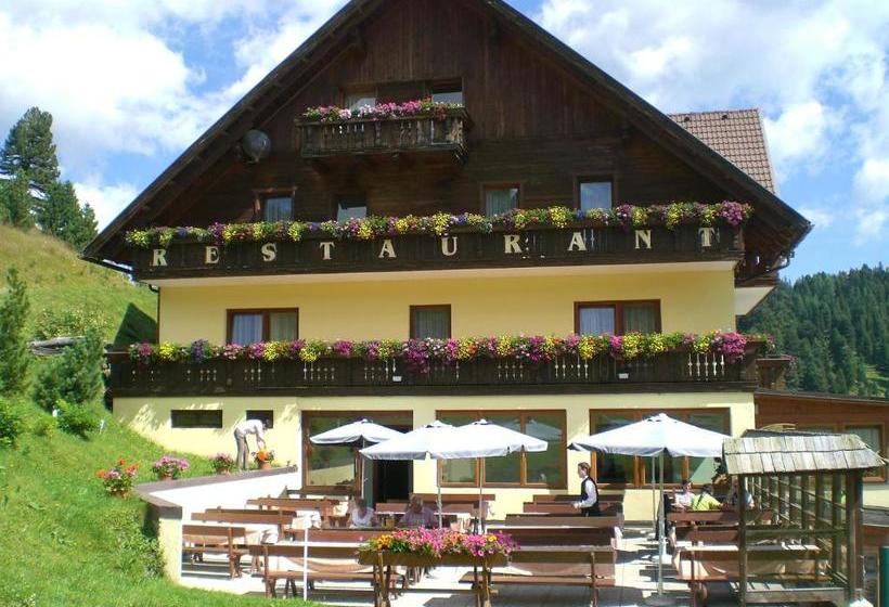 ホテル Turracherhof