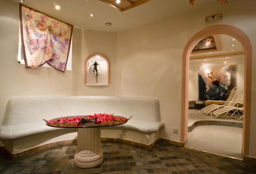 Kaiserhotel Kitzbühler Alpen