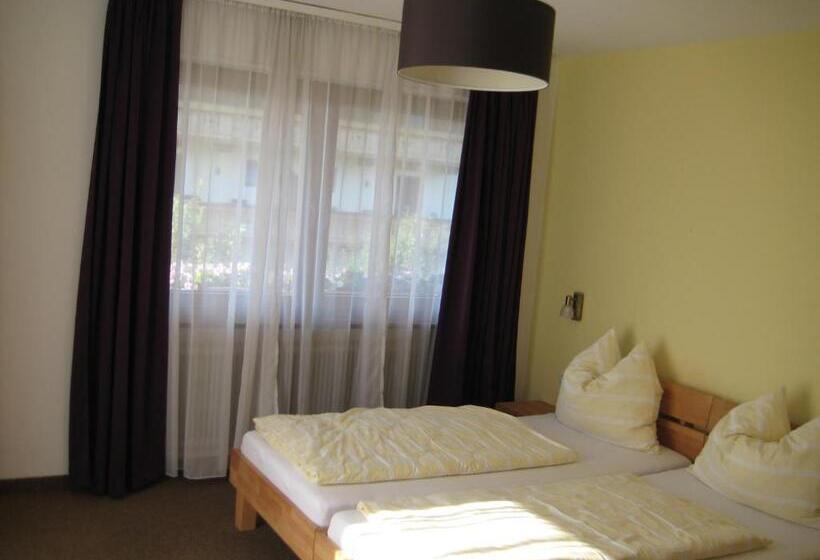 ベッドアンドブレックファースト Haus Christl