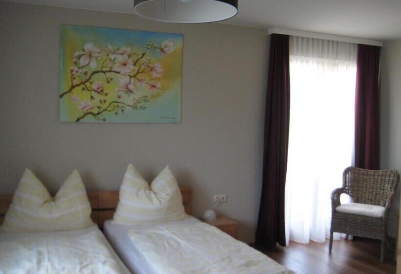 ベッドアンドブレックファースト Haus Christl