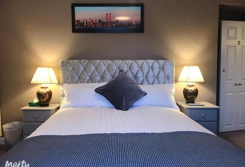 민박 Mulgrave Lodge