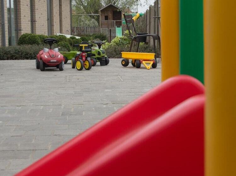 Bed and Breakfast Oud Gemeentehuis