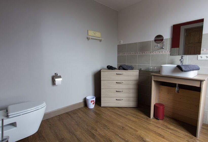 Bed and Breakfast Oud Gemeentehuis