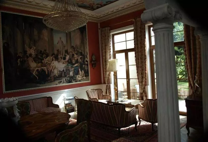 Aamiaismajoitus (B&B) Villa Angelina