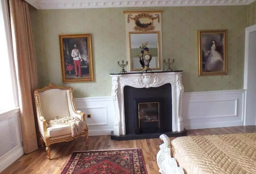 Aamiaismajoitus (B&B) Villa Angelina