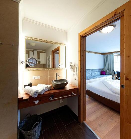 Отель Und Alpen Apartments Mit Sauna   Bürglhöh