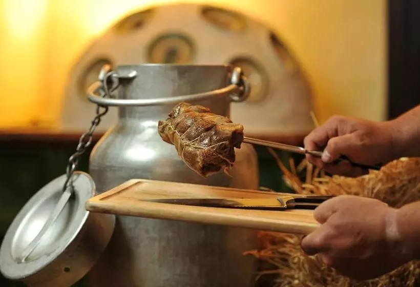 Hotelli Chen Döllacher Dorfwirtshaus