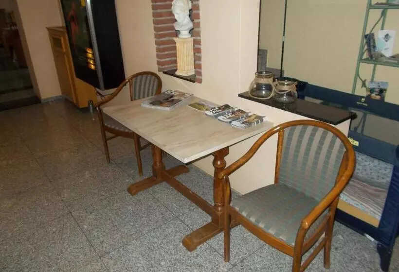 هتل De Venne