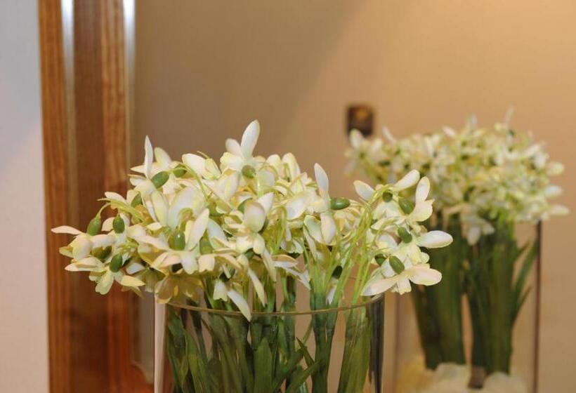 ホテル Frühstückspension Oberweissburg