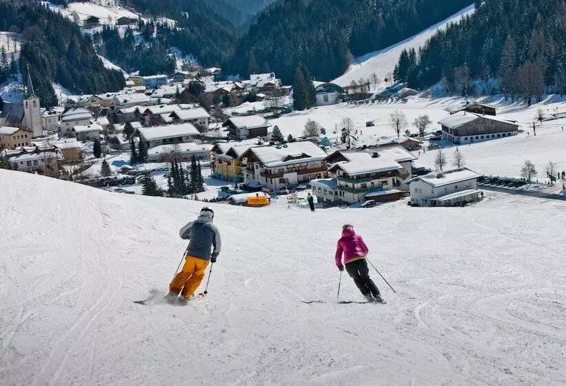 Hotelli Meizeit Lodge