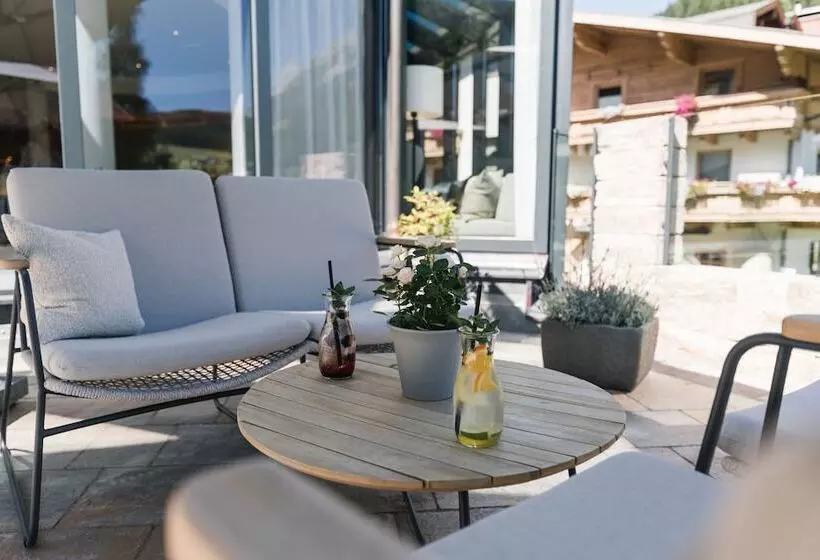 Hotelli Meizeit Lodge