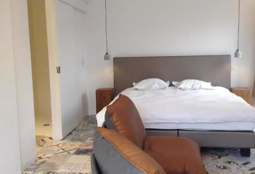 Pluimpapaver Hotel & Glamping