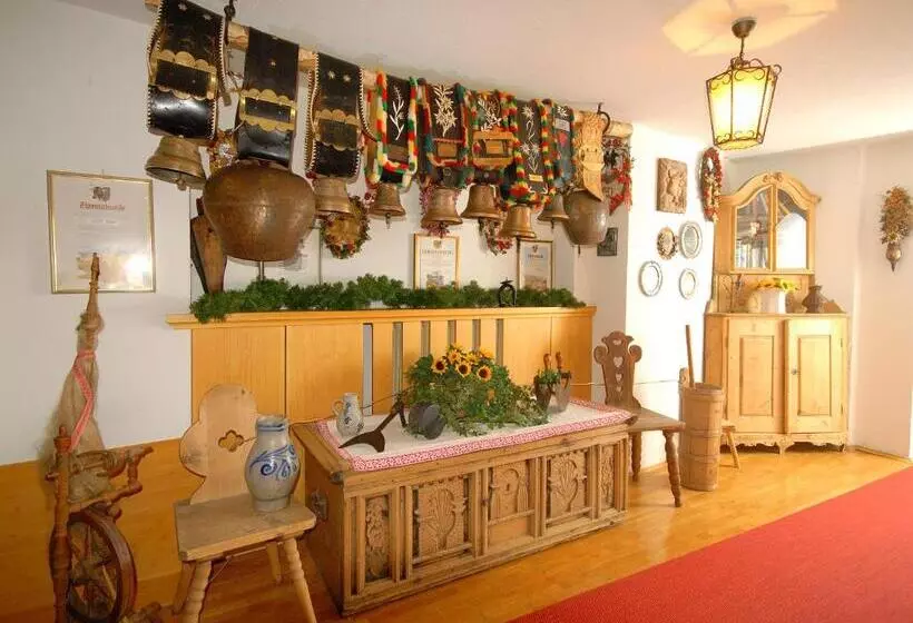 Hotelli Schwarzer Adler