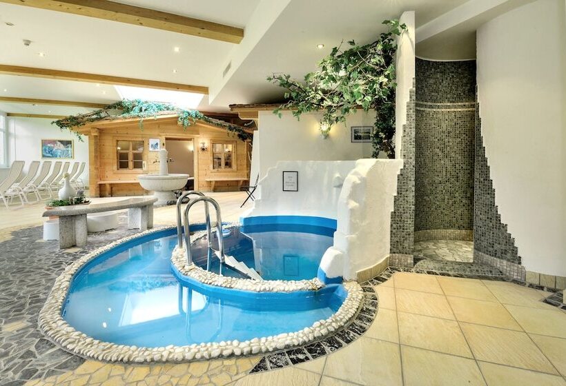 בית מלון כפרי Vitalquelle Montafon