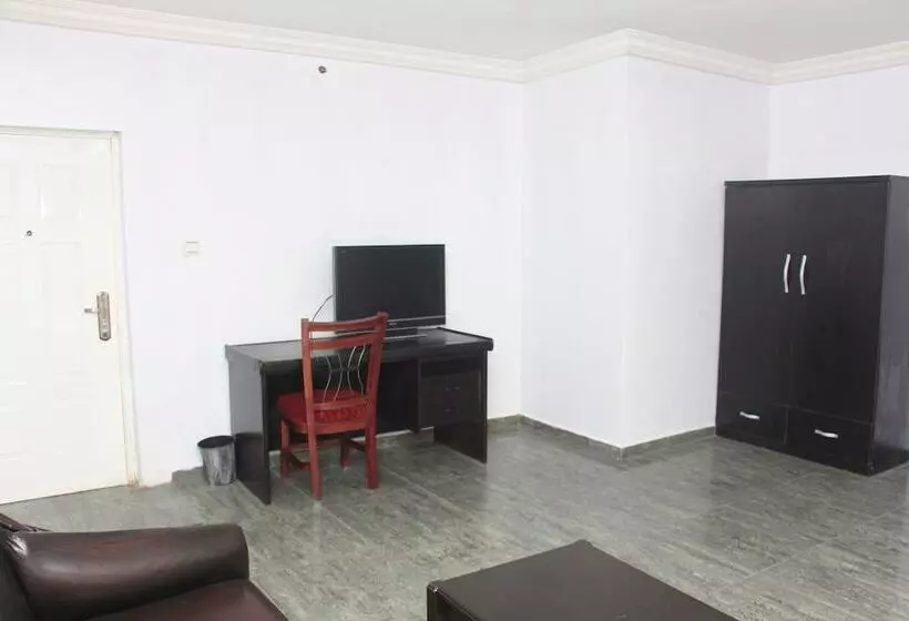 هتل Apple Suite