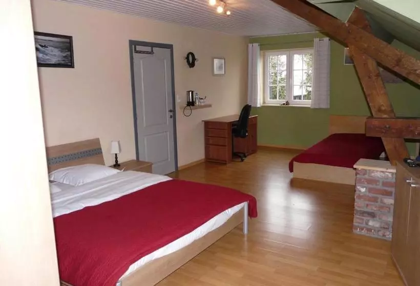 هتل Auberge Grill Le Freyr
