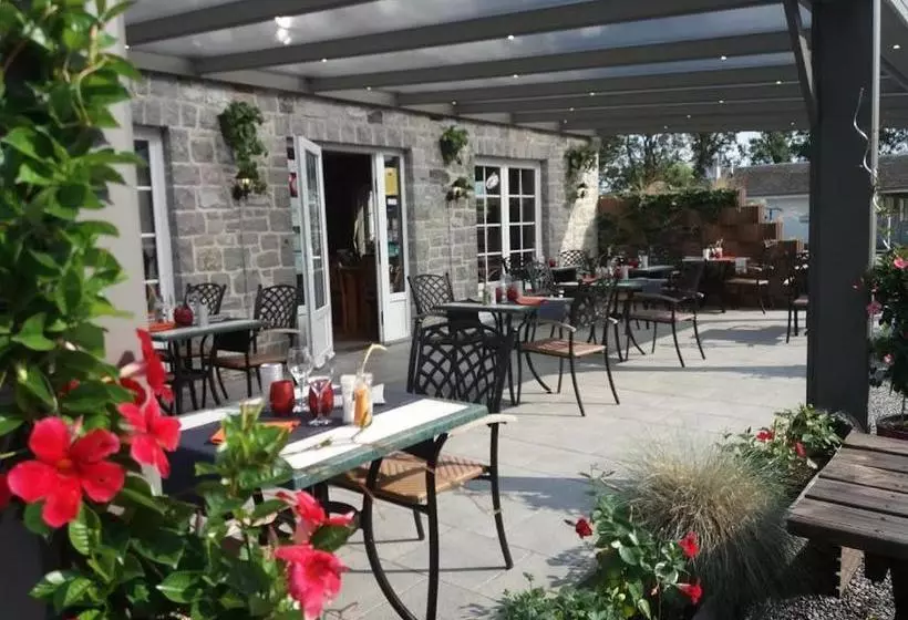 هتل Auberge Grill Le Freyr