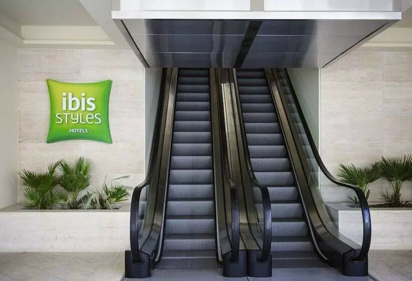 هتل Ibis Styles Heraklion Central