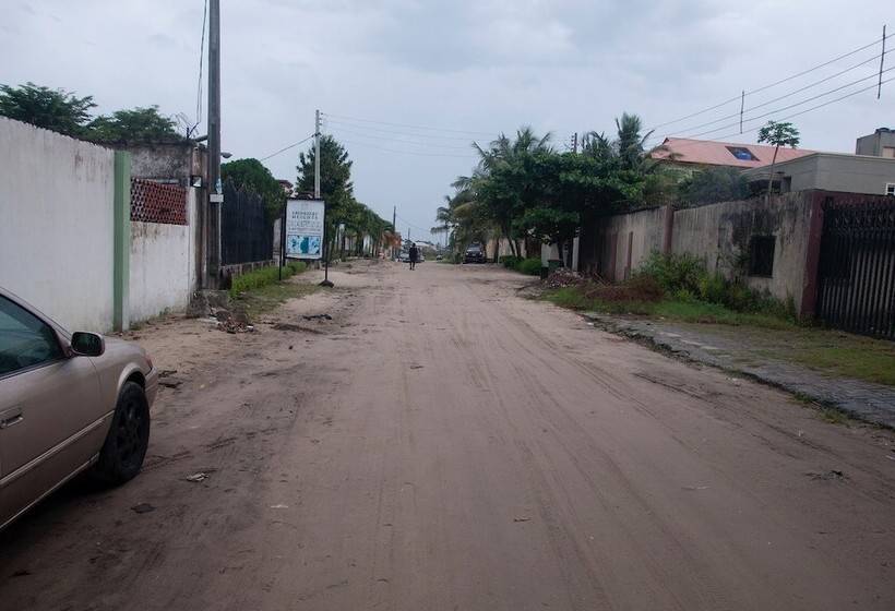 هتل Jade Guesthouse