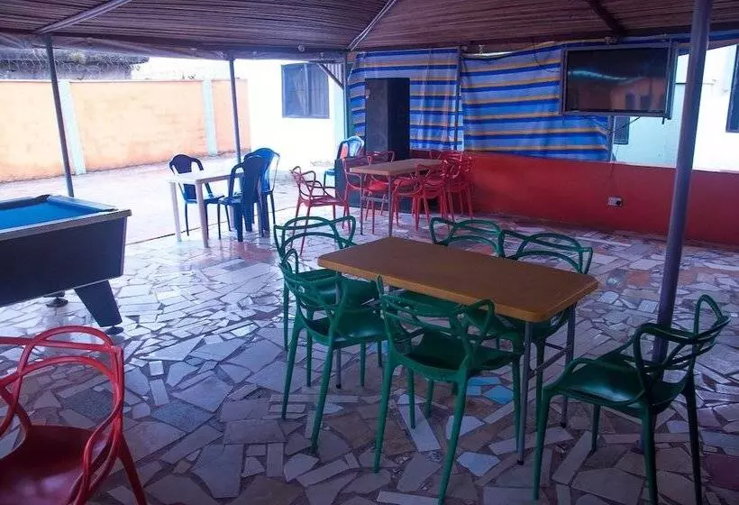 هتل Jade Guesthouse