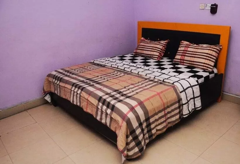 هتل Jade Guesthouse