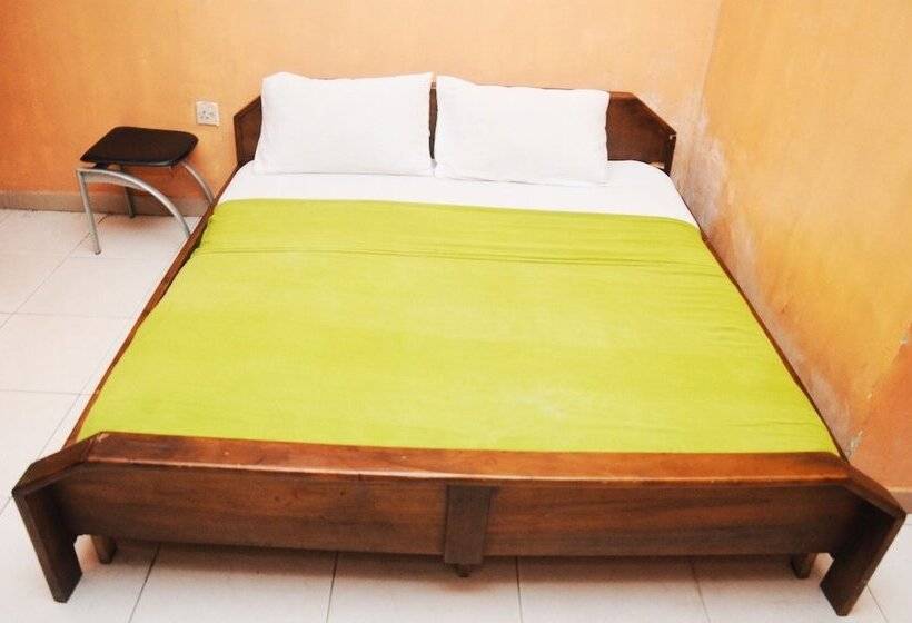 هتل Jade Guesthouse